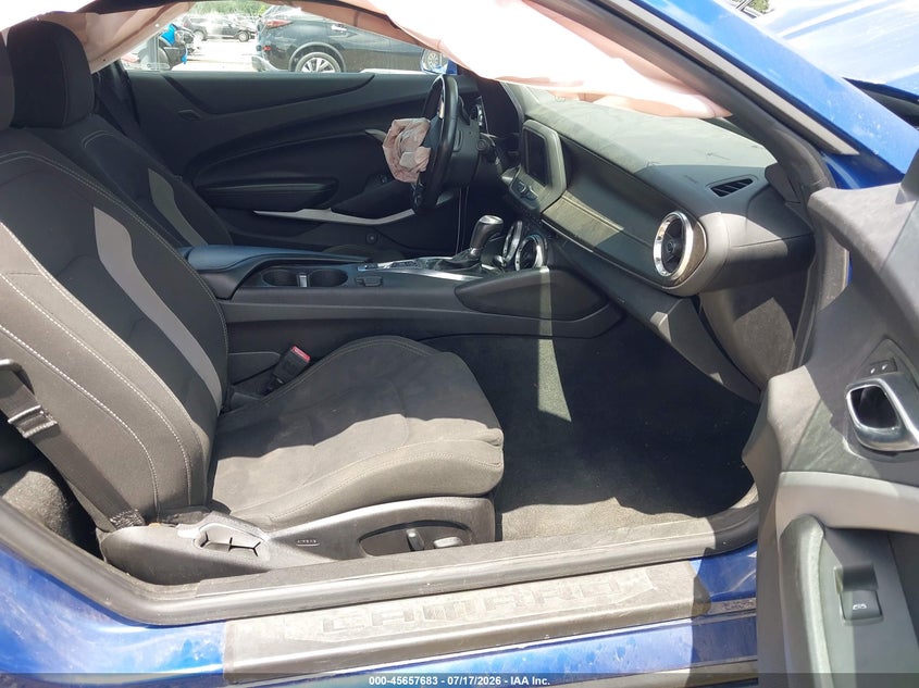 2019 CHEVROLET CAMARO auction photo 5