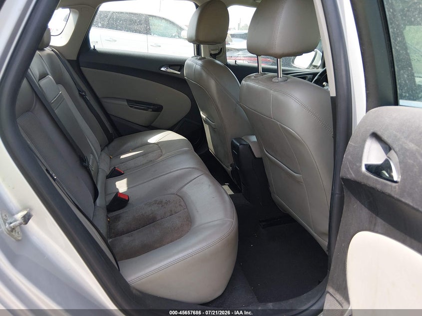 2015 BUICK VERANO auction photo 8
