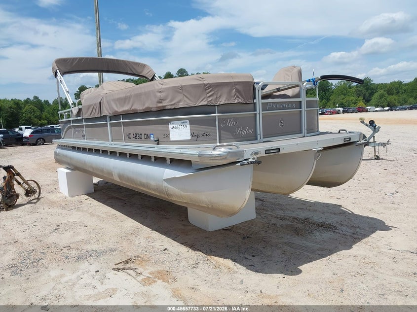 2008 PREMIER 250 GRAND MAJESTIC TRI-TOON auction photo 1