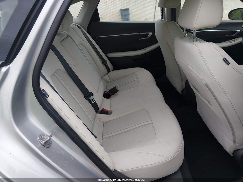 2024 HYUNDAI SONATA auction photo 8