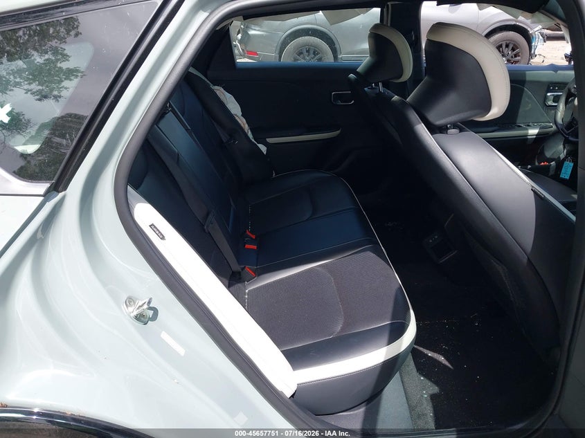 2025 Kia K4 Gt-Line VIN: 3KPFW4DE1SE227049 Lot: 45657751