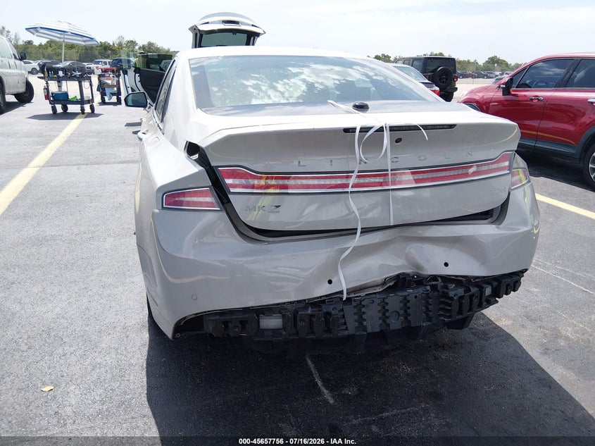 2019 LINCOLN MKZ HYBRID auction photo 6
