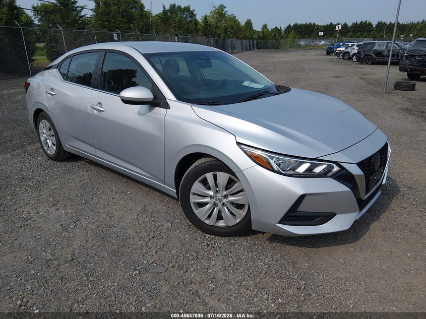 2022 NISSAN SENTRA S XTRONIC CVT — Photo gallery