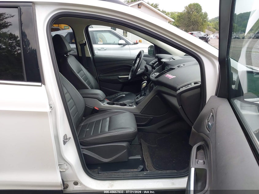 2016 FORD ESCAPE auction photo 5