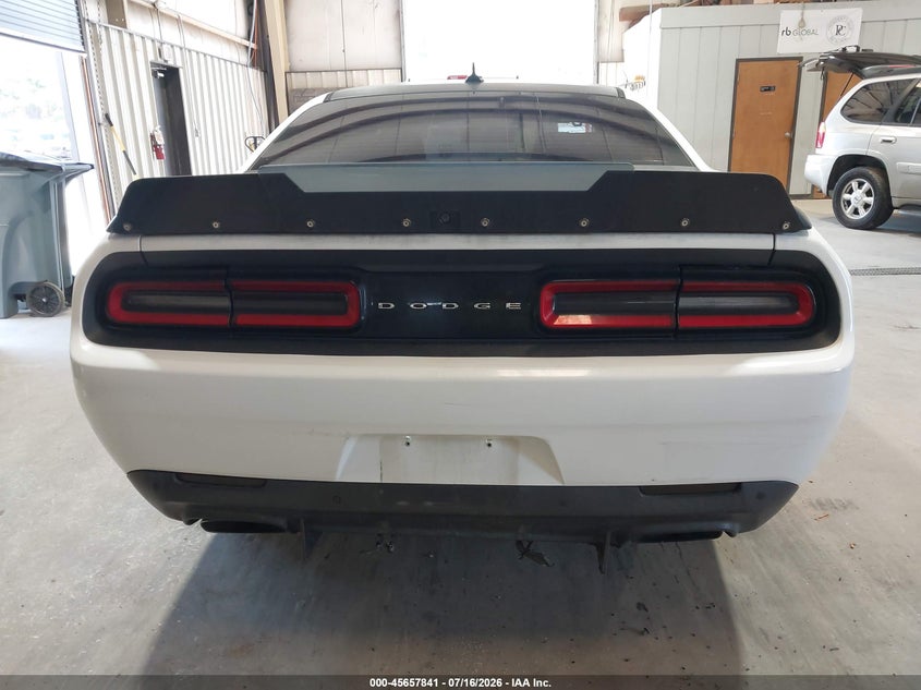 DODGE CHALLENGER - zdjęcie 16