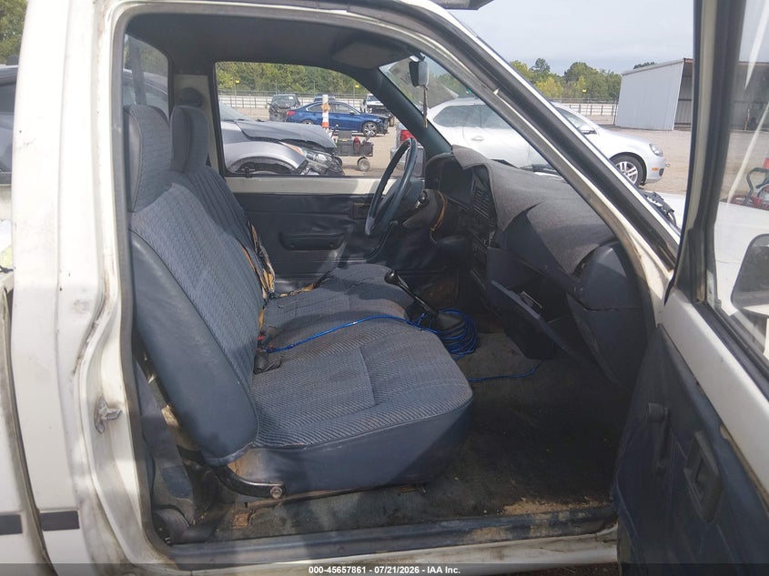 1993 TOYOTA PICKUP auction photo 5