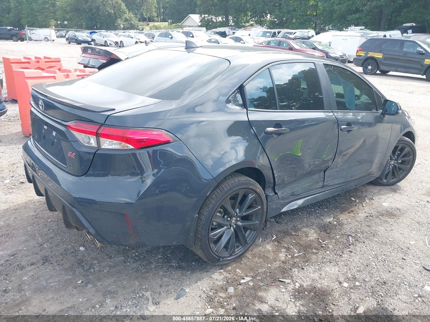 TOYOTA COROLLA - zdjęcie 17