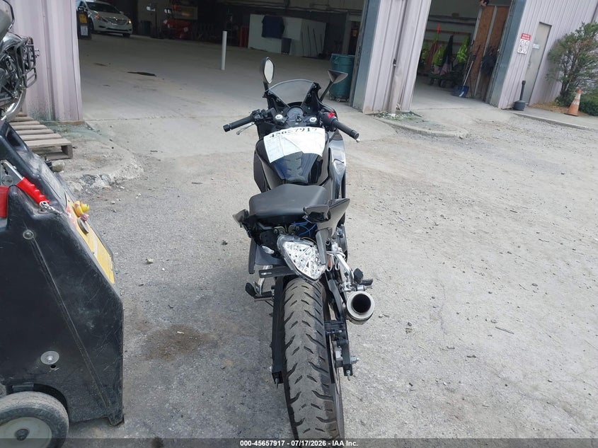 2016 HONDA CBR300 auction photo 6