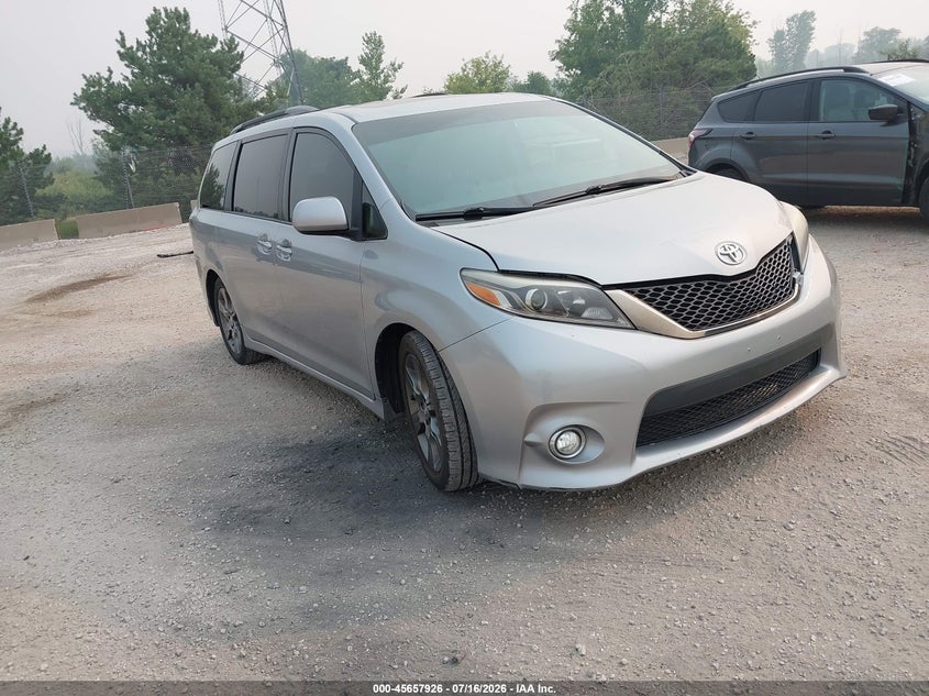 2015 Toyota Sienna