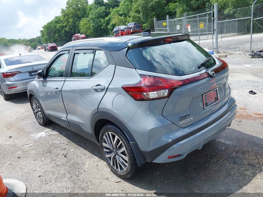 2023 NISSAN KICKS auction photo 3
