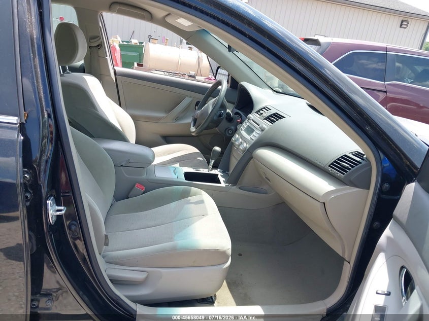 2011 TOYOTA CAMRY auction photo 5