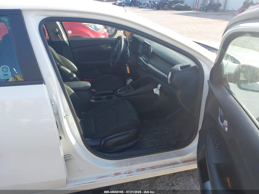 2021 KIA FORTE auction photo 5