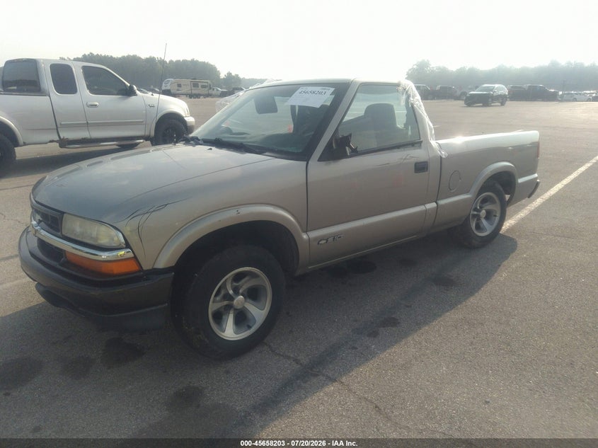 1999 CHEVROLET S-10 auction photo 2