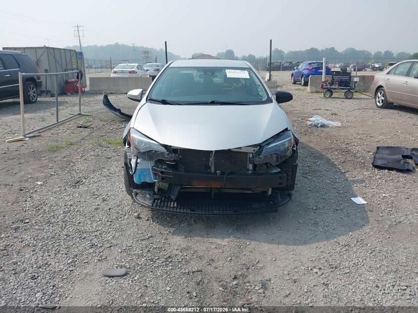 TOYOTA COROLLA - zdjęcie 13