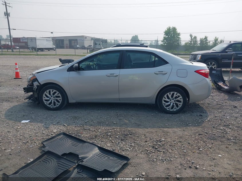 TOYOTA COROLLA - zdjęcie 2
