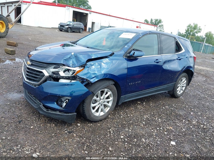 2020 Chevrolet Equinox, Front & Rear, IAAI, VIN 2GNAXJEV1L6108690 — photo 2