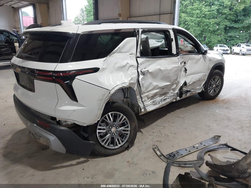 2025 CHEVROLET TRAVERSE auction photo 4