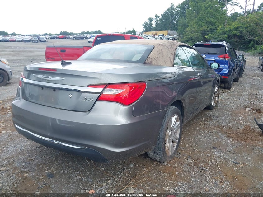 2012 CHRYSLER 200 auction photo 4