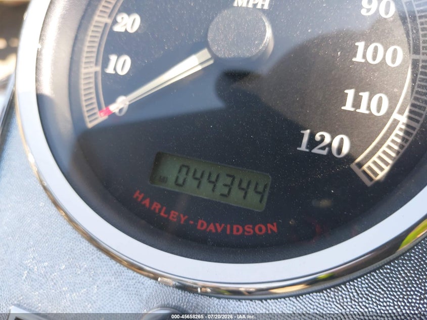 2010 HARLEY-DAVIDSON FLSTF auction photo 7
