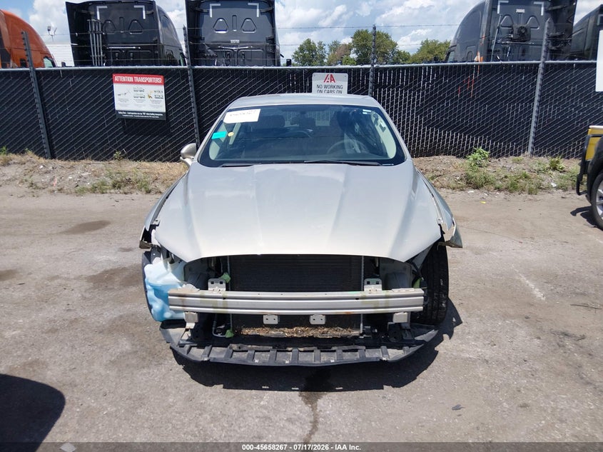 2015 FORD FUSION auction photo 6