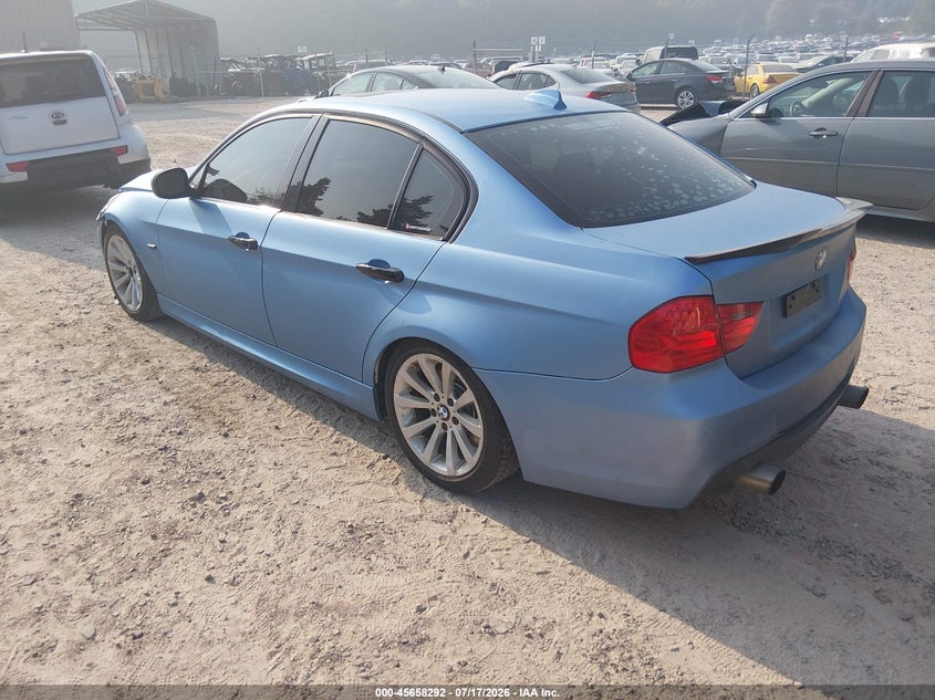2010 BMW 335I — zdjęcie 3