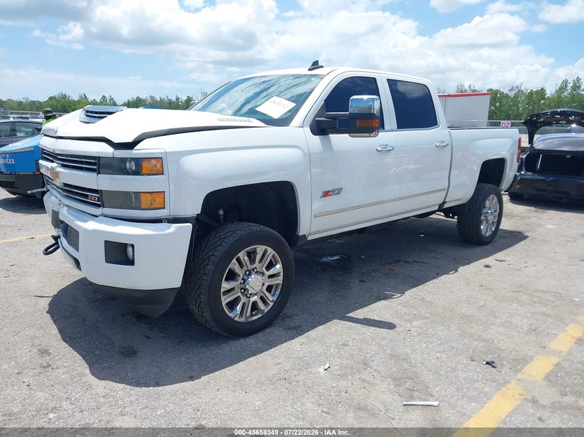 2018 CHEVROLET SILVERADO 2500HD auction photo 2