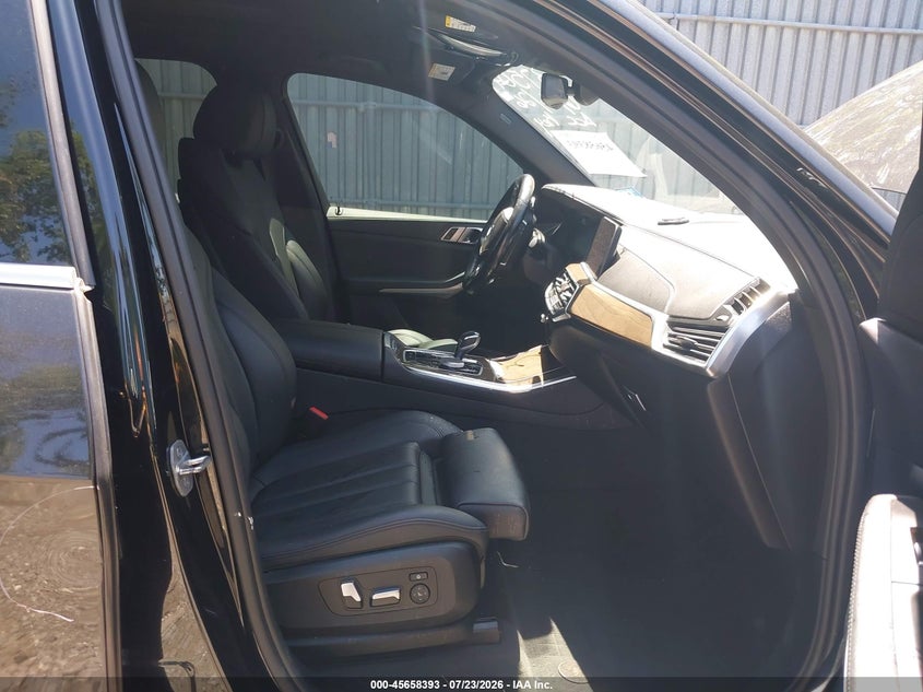 BMW X5 2019 VIN 5UXCR6C57KLL34006