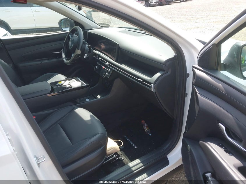 2025 HYUNDAI TUCSON HYBRID auction photo 5