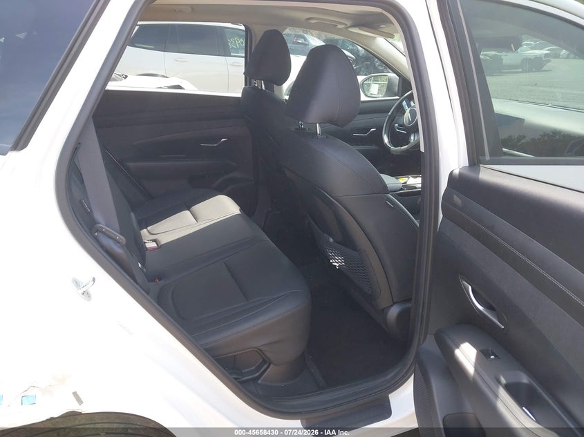 2025 HYUNDAI TUCSON HYBRID auction photo 8