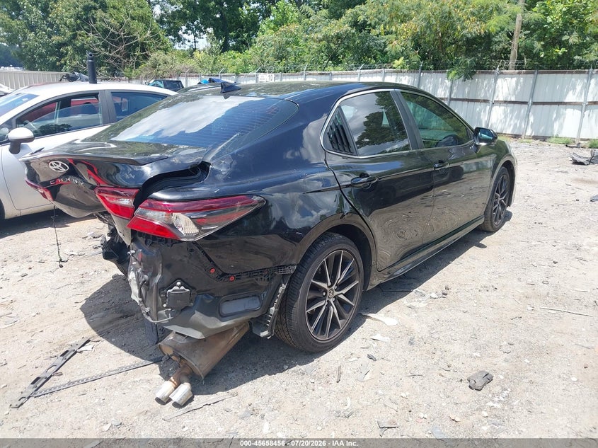 TOYOTA CAMRY - zdjęcie 4