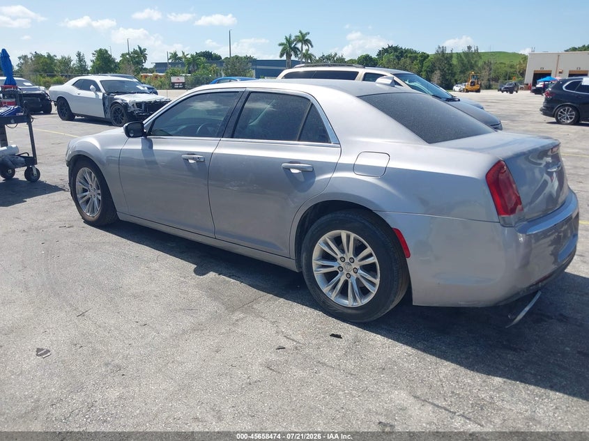 2017 CHRYSLER 300 auction photo 3