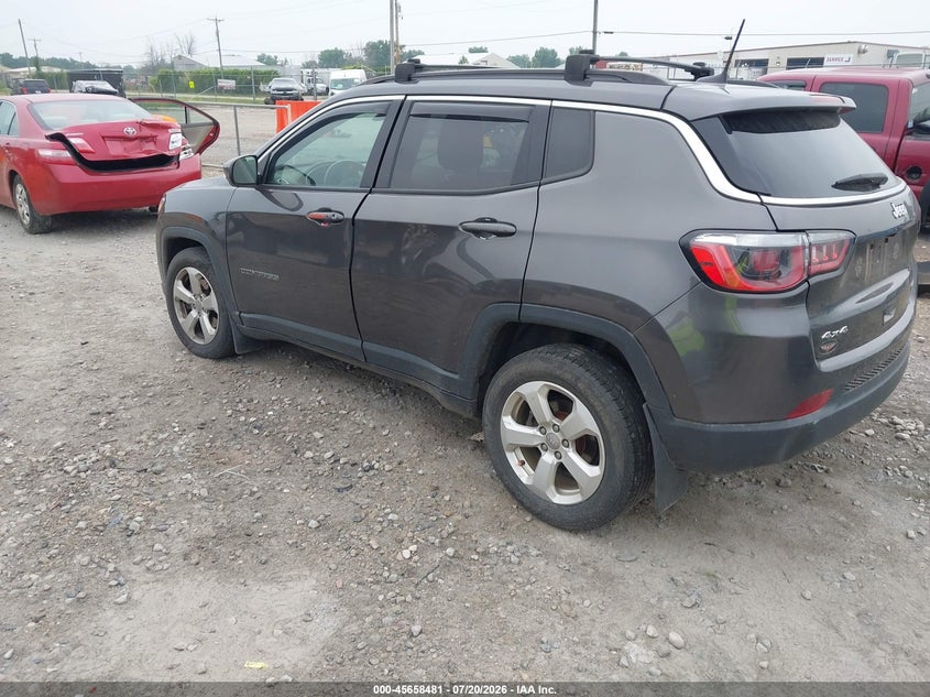 2019 JEEP COMPASS auction photo 3