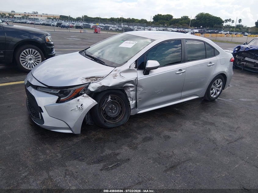 2020 Toyota Corolla, Left Side, IAAI, VIN JTDEPRAE6LJ101834 — photo 2