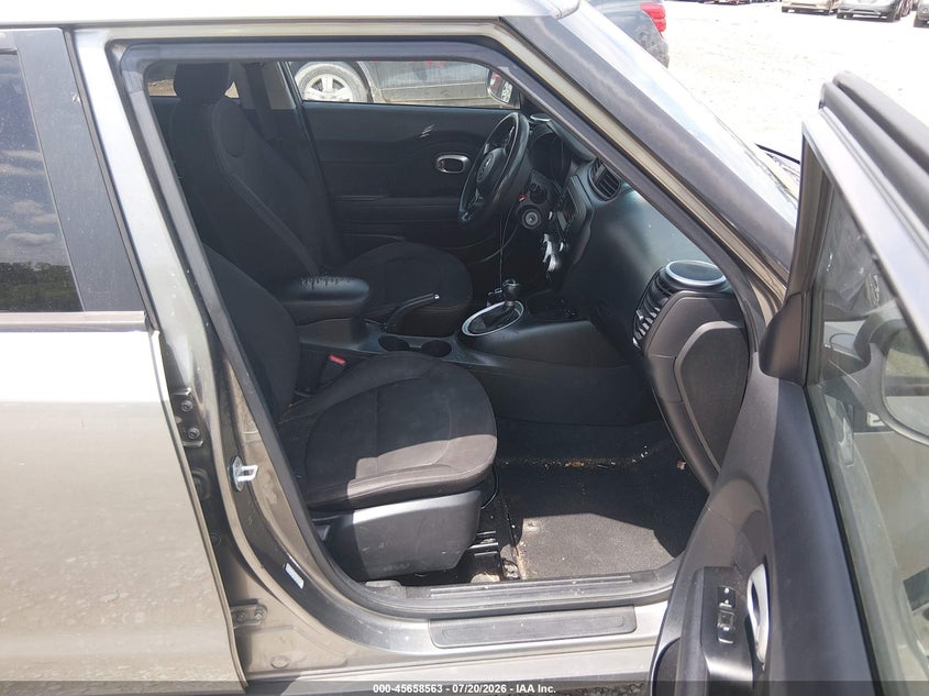 2016 KIA SOUL auction photo 5