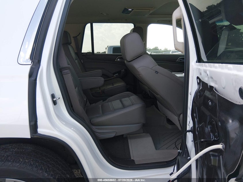 2018 GMC YUKON auction photo 8