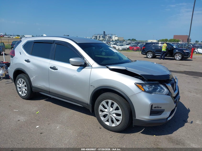 2019 NISSAN ROGUE S
