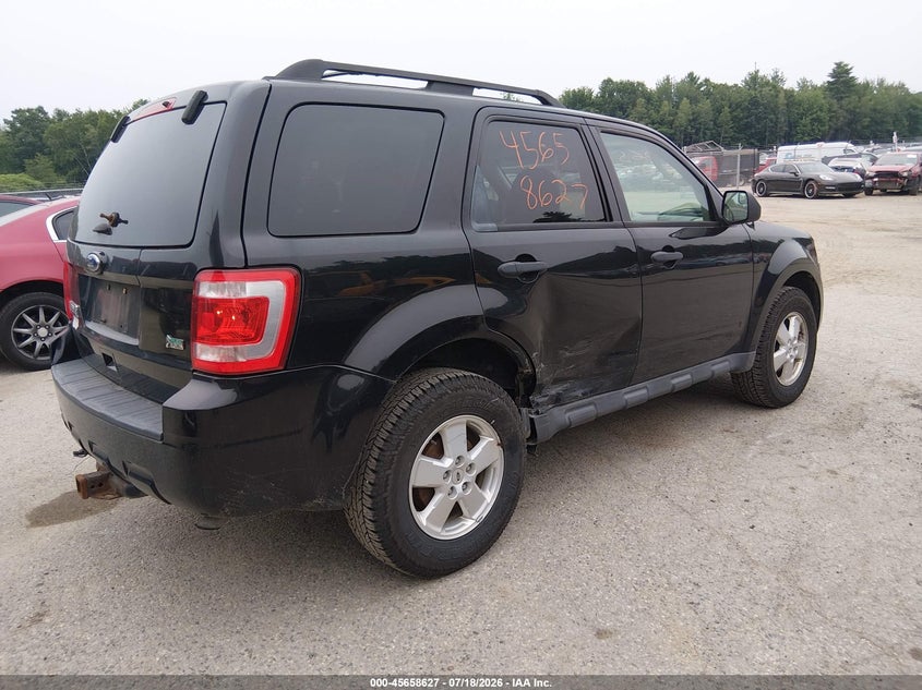Vin: 1fmcu0dg3ckc18141, lot: 46157199, ford escape xlt 20124