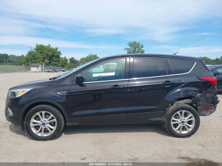 2019 Ford Escape Se VIN: 1FMCU9GD4KUB43653 Lot: 45658642