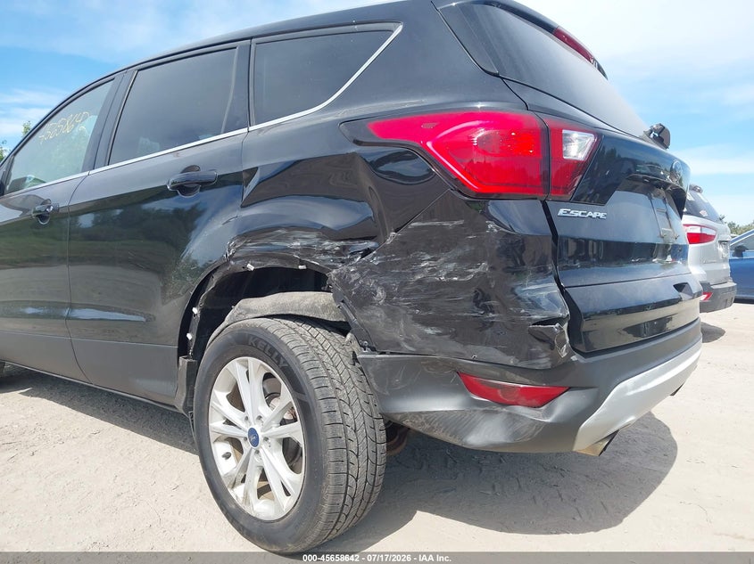 2019 Ford Escape Se VIN: 1FMCU9GD4KUB43653 Lot: 45658642