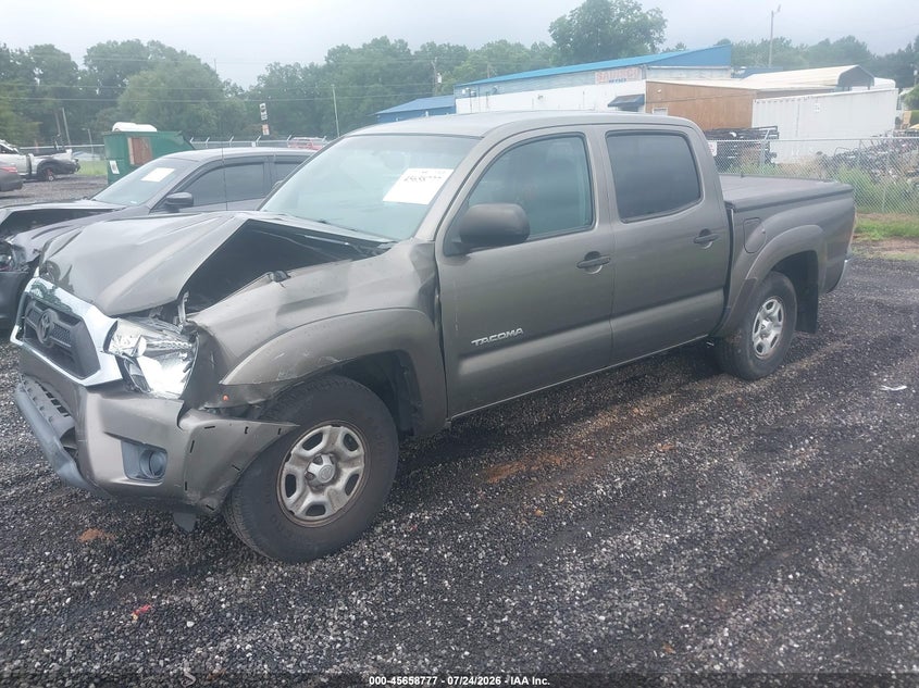 2013 TOYOTA TACOMA auction photo 2
