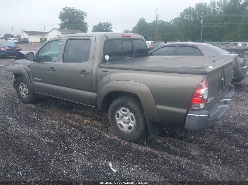 2013 TOYOTA TACOMA auction photo 3