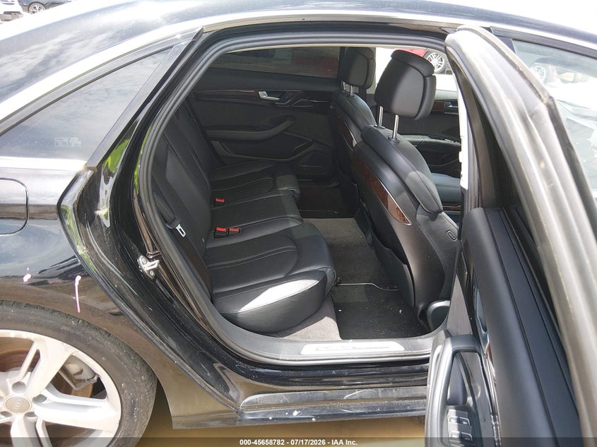 2018 AUDI A8 L auction photo 8