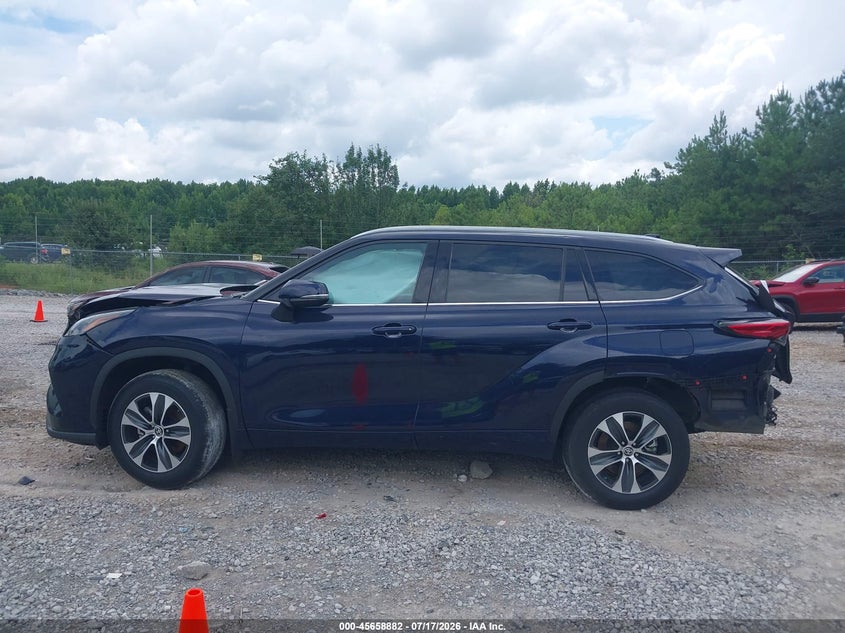 TOYOTA HIGHLANDER - zdjęcie 14