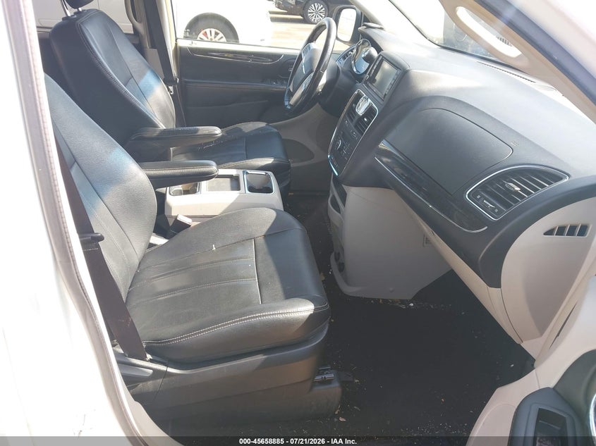 2015 Chrysler Town & Country Touring VIN: 2C4RC1BG9FR676184 Lot: 45658885