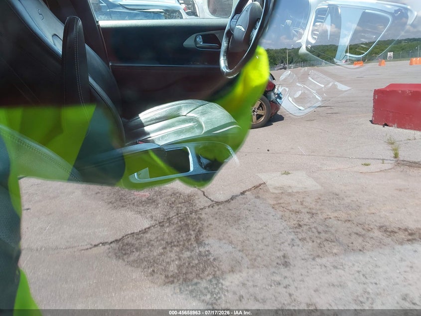 2019 CHRYSLER PACIFICA auction photo 5