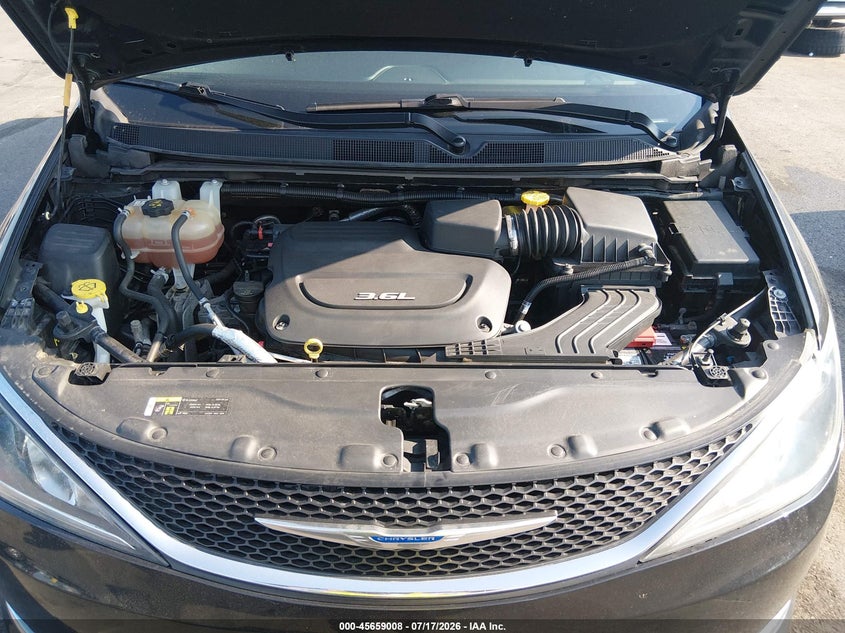 2019 Chrysler Pacifica Touring Plus VIN: 2C4RC1FG7KR525624 Lot: 45659008