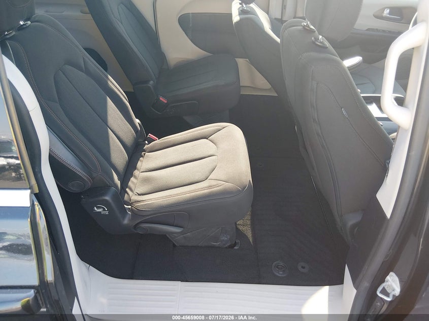 2019 Chrysler Pacifica Touring Plus VIN: 2C4RC1FG7KR525624 Lot: 45659008