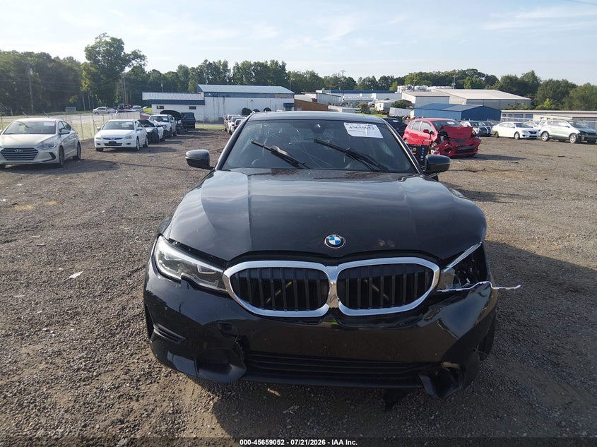 BMW 330I - zdjęcie 12