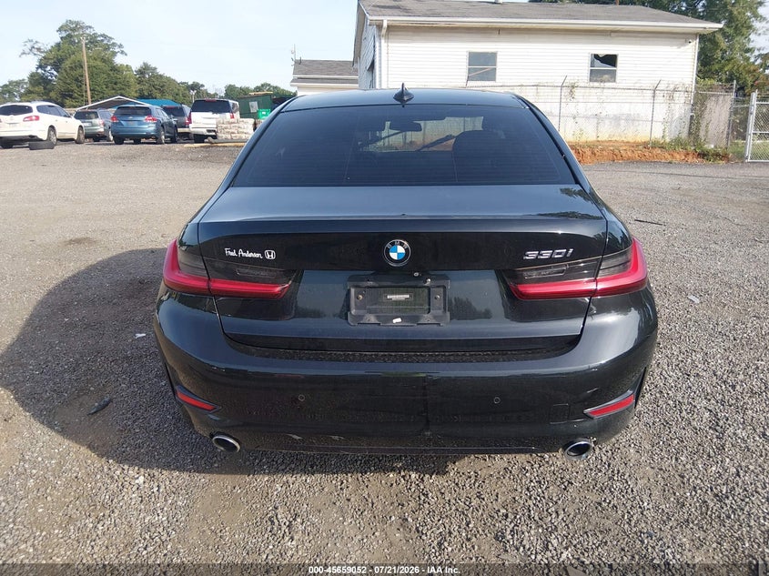 BMW 330I - zdjęcie 16