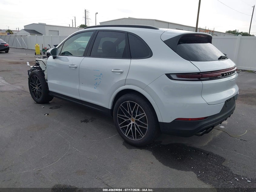 2024 PORSCHE CAYENNE auction photo 3